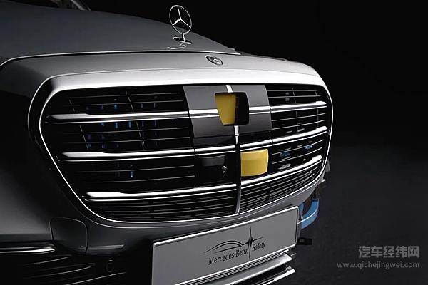 前格栅处的传感器