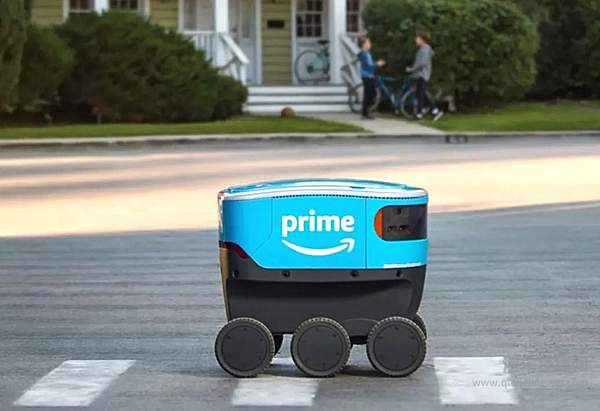 自动驾驶落地锁定Robotaxi 无人驾驶时代真的来了？