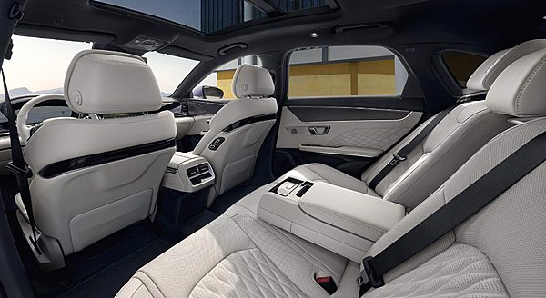 纯电中大型轿车对决 银河E8能用实力阻击汉EV？