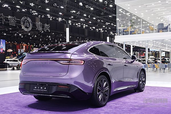 智界R7即将上市 能否挑战蔚来ES6？