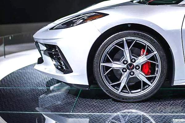 进博会里的小车展 有什么不一样的地方？