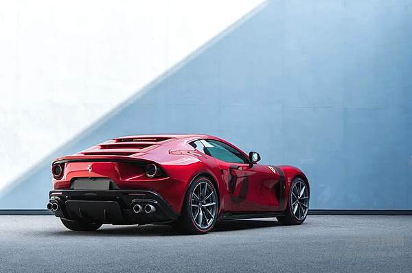 法拉利One-Off全新力作Omologata 彰显出跃马GT赛车风采