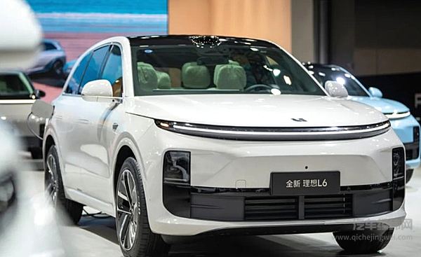 粤港澳车展理想汽车展台 火爆现场等你来！