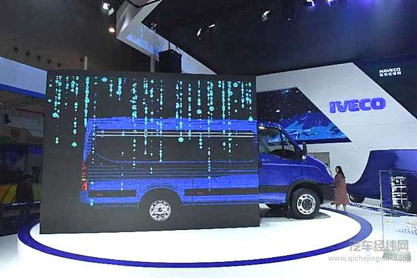 11月的武汉，秋风送爽，丹桂飘香，迎来了“2017中国国际商用车展览会”。