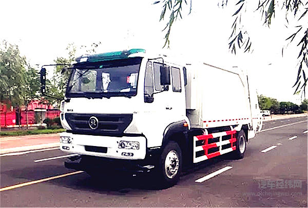 各类车型应有尽有  中国重汽济南商用车2017车型抢先看