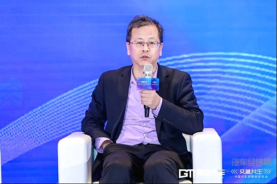 全国乘用车市场信息联席会秘书长崔东树