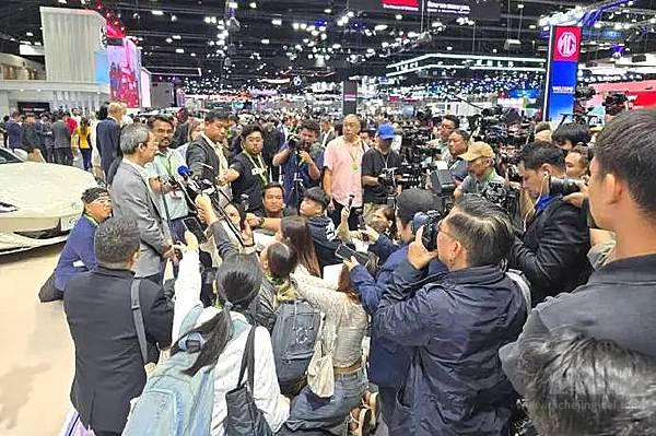 上汽集团与大众汽车集团续新约 上汽大众合资协议延长至2040年