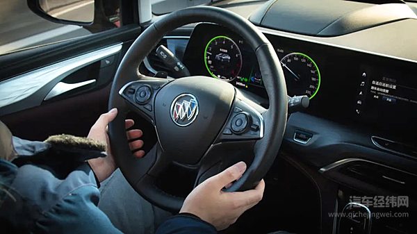OTA之后 别克GL8距离自动驾驶不远了