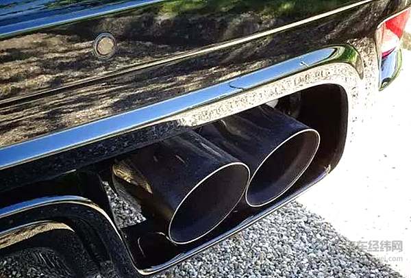 路虎也可以很公路化，星脉SVR告诉你揽胜不为人知的一面