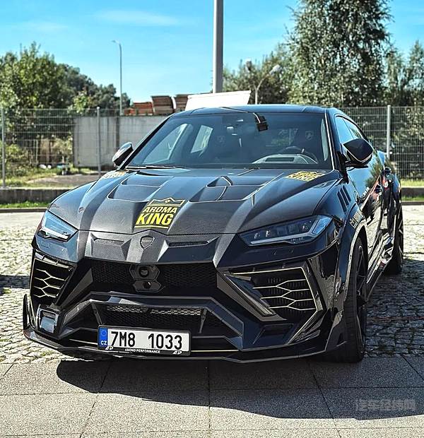 兰博基尼URUSMANSORY定制版