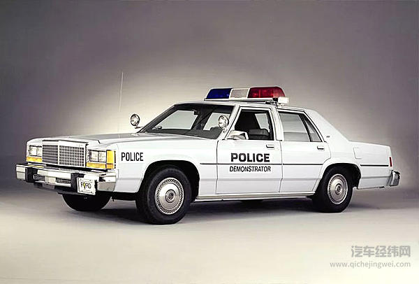 加州能出一位电影明星州长 却留不住这辆电影明星警车了