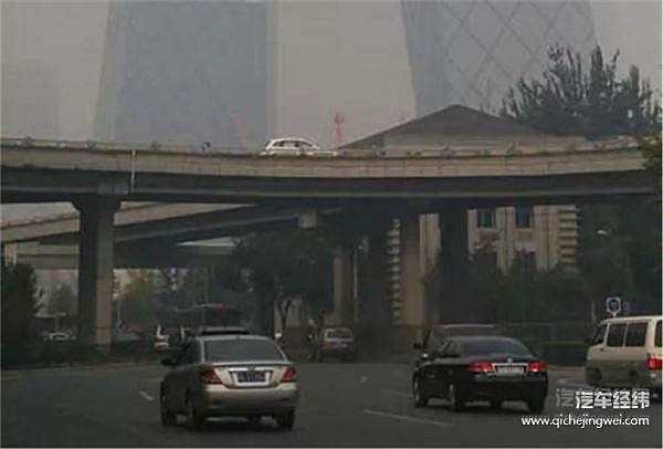 中国10多个省市下月实施国六，国三车或遭淘汰限行！