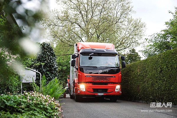 里程碑時刻：沃爾沃電動卡車?yán)塾嬓旭偫锍掏黄?.5億公里