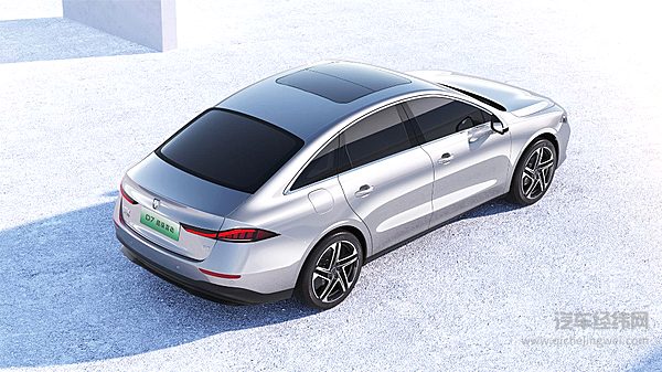 新能源轿车二选一 启源A07与荣威D7谁的性价比更高？