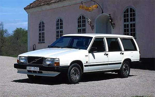 世界上有两种旅行车，一种是沃尔沃，另一种是其他