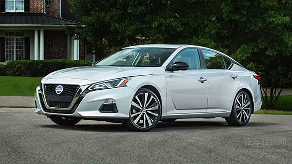 蒙迪欧官宣停产 曾经的小马丁陨落！