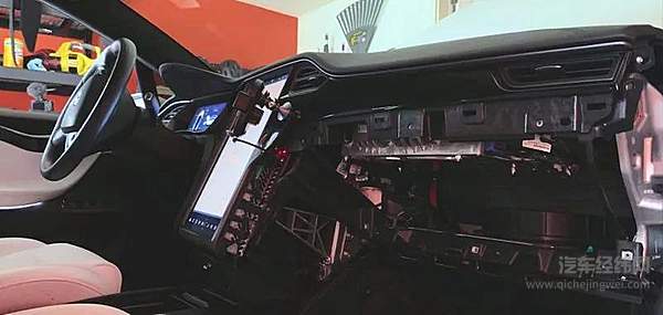 特斯拉的中控屏