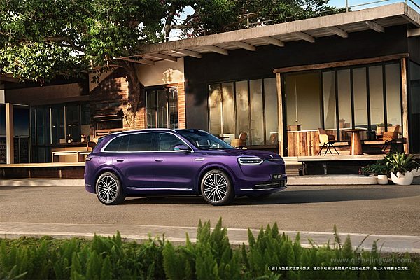 鸿蒙智行问界 M7 焕新升级 「夜紫」新色官图正式发布