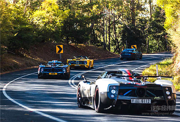 开着帕加尼环南太平洋 看一眼都是赚到了！