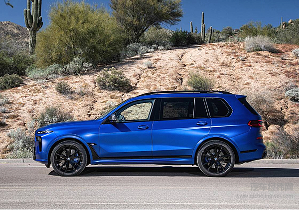 国产之光登上百万级豪华SUV擂台 红旗LS7能够挑战宝马X7与林肯领航员？