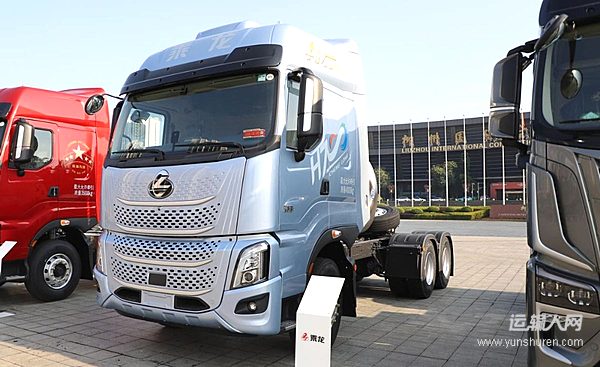 乘龍H7 Pro創(chuàng)贏版LNG牽引車(chē)：大馬力提效，低氣耗創(chuàng)富