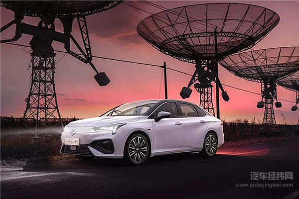 特斯拉再降价，老车主不伤？帮小鹏汽车解了围？