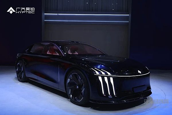 2025上海车展 广汽昊铂概念车“EARTH大地”震撼亮相！