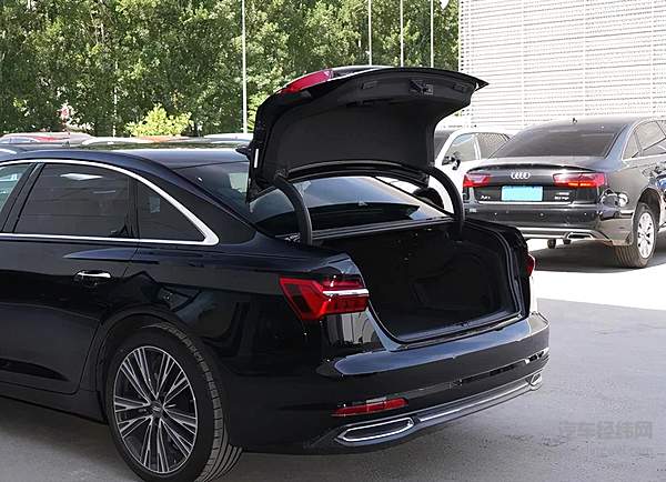 国产奥迪A7L被吐槽 它到底做错了什么？