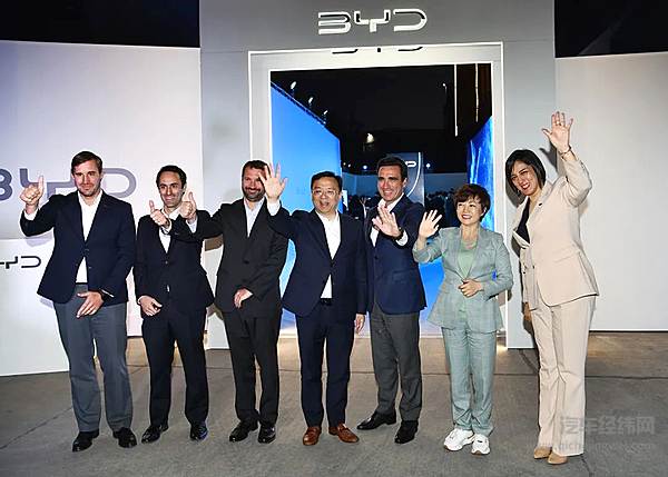 比亚迪海豹在智利上市 再掀新能源热潮