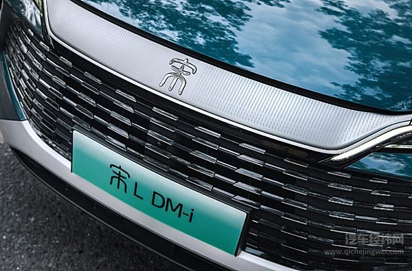 吉利EM-i对决比亚迪DM 5.0 银河星舰7 EM-i能否挑战宋L DM-i？