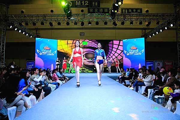 “车市钜惠 倾情钜献”2018第十一届郑州国际车展圆满落幕！