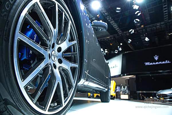 玛莎拉蒂首款混动SUV 新Levante 锋芒版全球首秀