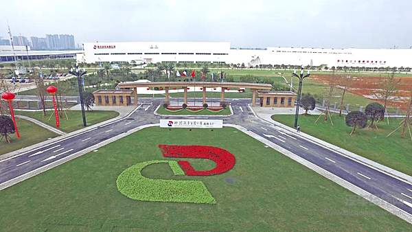 交车、下线、签约 神龙在成都有点忙！