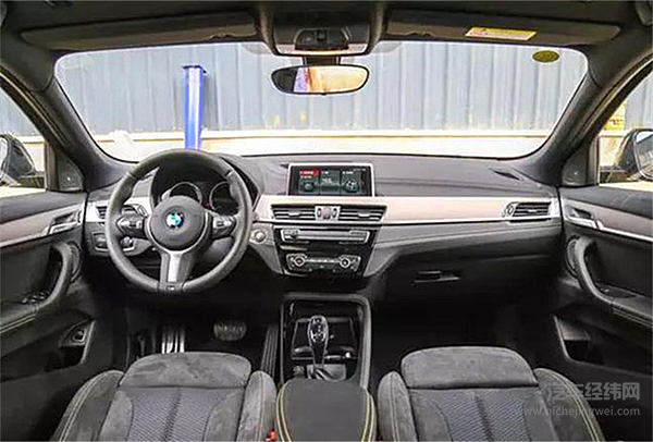 全新宝马X2上市 售价28.98—37.98万元