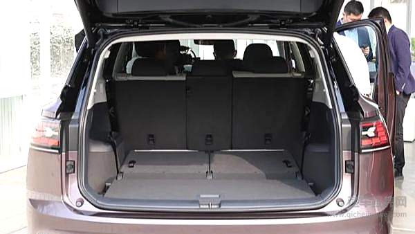 一汽-大众ID.6 CROZZ上市！23.98万起的新大7座SUV来了