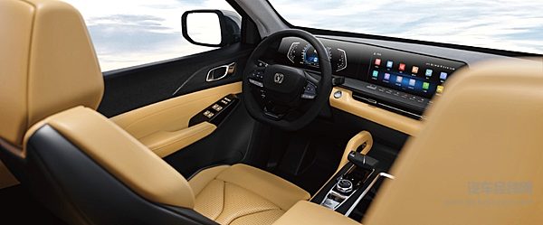 突破世界吉尼斯纪录！长安览拓者心动上市 售价9.99万元-14.99万元