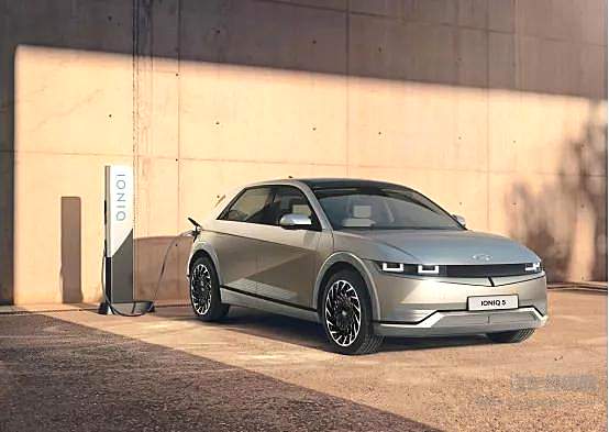 打好翻身仗得看它？主打温馨风格的现代IONIQ 5