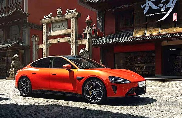 小米YU7热度攀升 是否会成为特斯拉的直接对手？