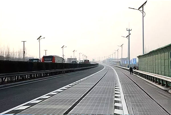 世界首条光伏高速公路建成通车！电动汽车福利来了！