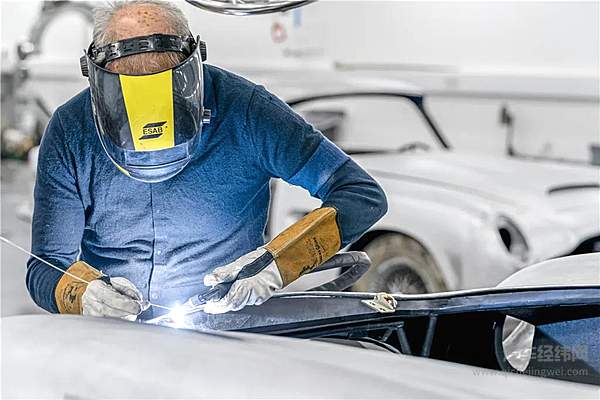 4500小时打造007座驾 竟然藏着这么多秘密“武器”！