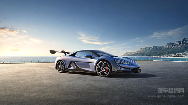 仰望U9首台客户交付车下线 极致工艺打造超跑时代新标杆