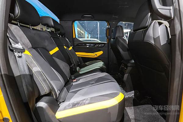 2.4T越野炮17.88万元起上市山海炮穿越版24.98万元开启预售