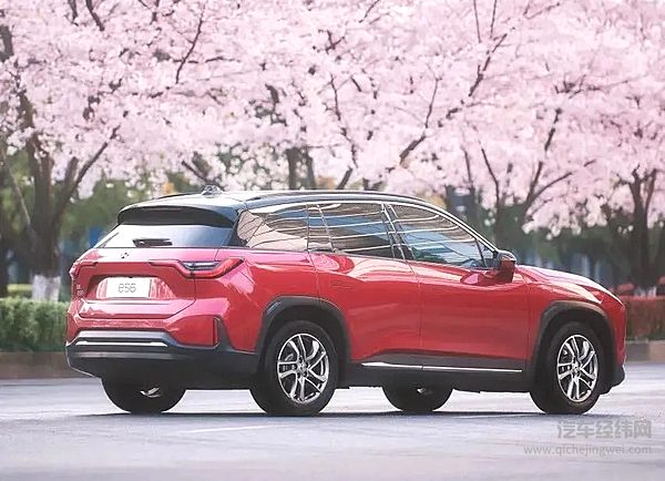 适合自驾回家过年的纯电SUV 蔚来ES6与宝马iX3谁更值得选择？