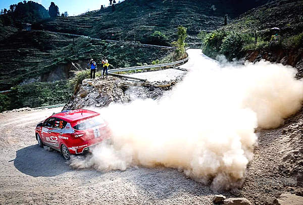 展现自主品牌雄风 江淮军团顺利问鼎CRC冠军