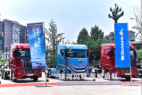 超級(jí)動(dòng)力鏈5.0賦能 高效節(jié)氣！歐曼銀河大馬力燃?xì)廛嚻平馕锪鹘当倦y題