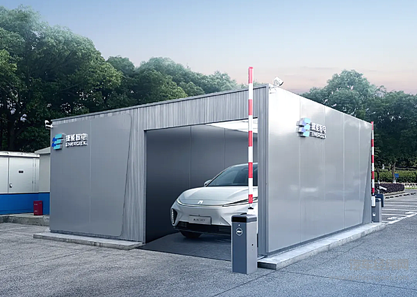 上汽集团1-7月份累计销售新能源汽车53.2万辆/五菱星光S开启预售