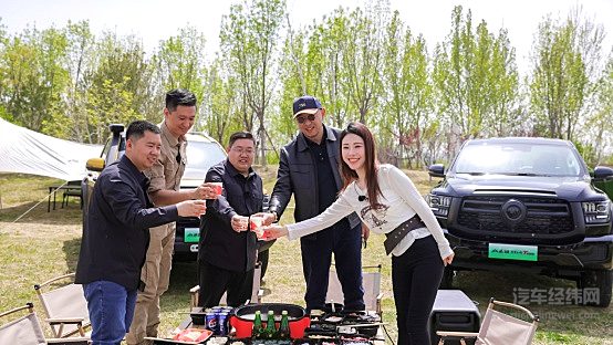 开启皮卡新能源元年！真新能源皮卡山海炮Hi4-T全球预售22.88万元起