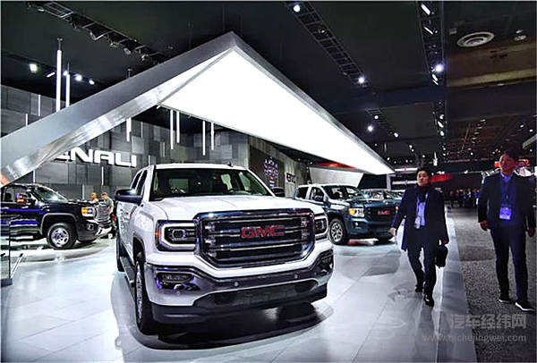 皮卡、肌肉车的狂欢，是底特律的孤单