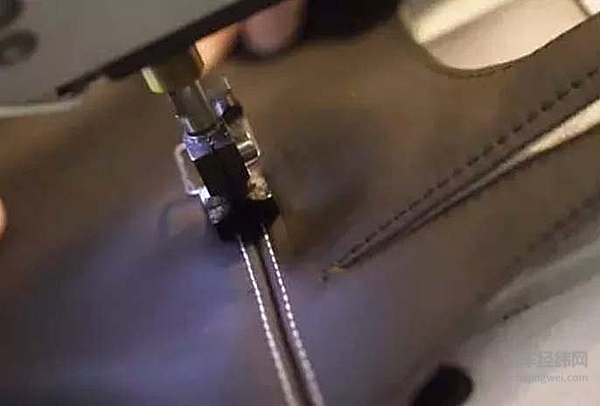 上千万的宾利是怎么打造的？