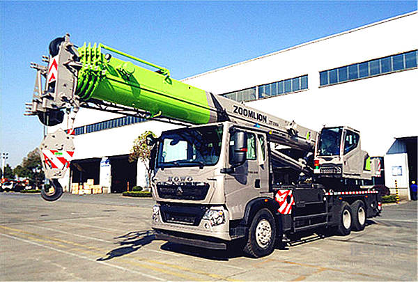 “王牌”来袭  2017重汽年会新品抢先看